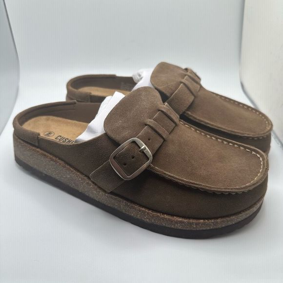 CUSHIONAIRE Women's Genuine Leather Cork Footbed Clog with +Comfort 9 WIDE BROWN - Picture 1 of 8